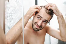 Protein Eksikliği Belirtileri ve Saç Dökülmesi.webp