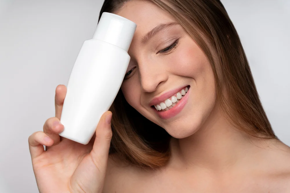 Dermatologlar Hangi Şampuanları Öneriyor Saç Derisi Hastalıklarında Etkili Ürünler.webp