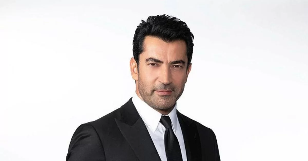 Kenan İmirzalıoğlu - Kısa ve Hafif Sakallı.webp